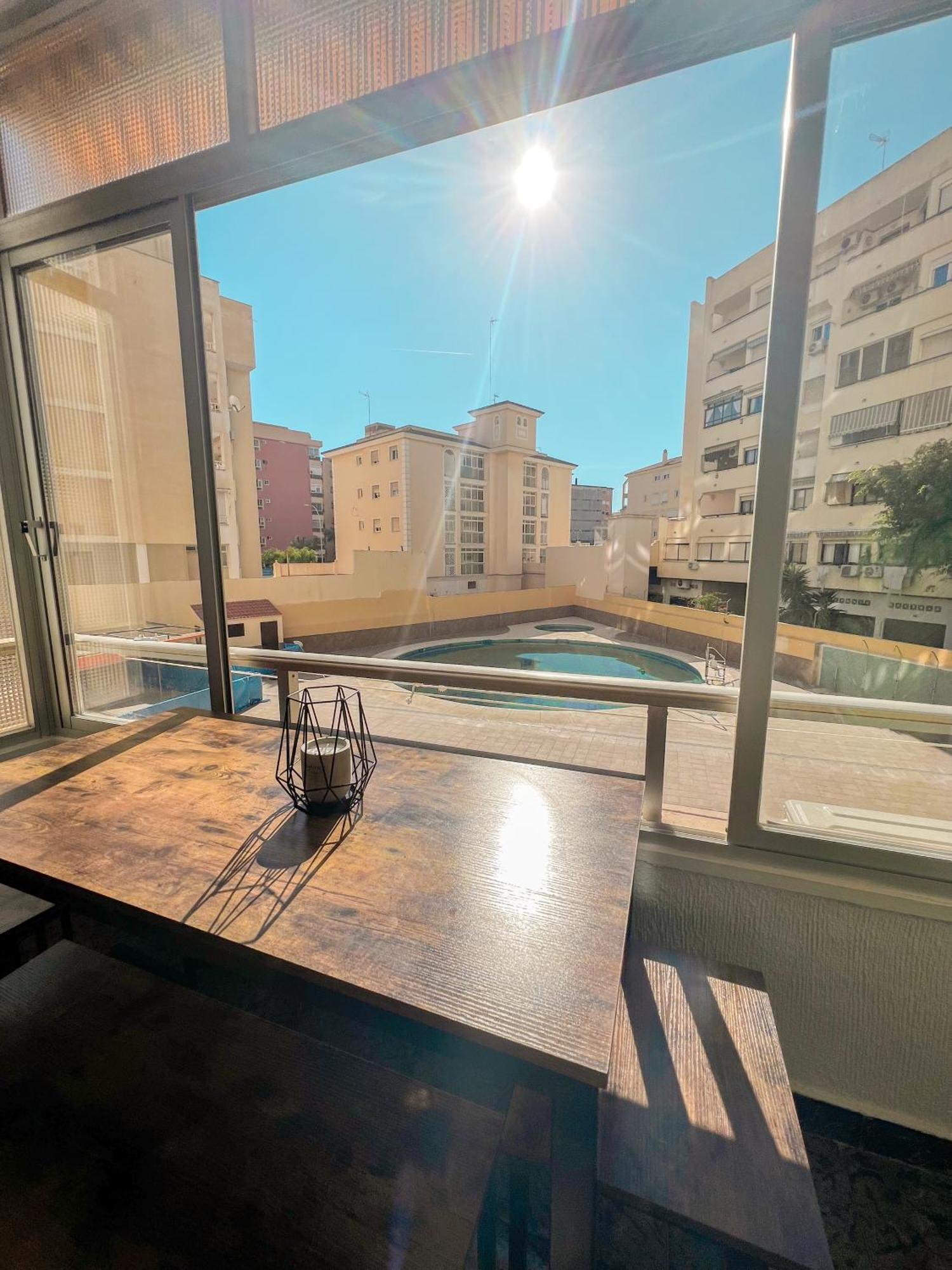 Cozy And Bright Flat With Pool Apartment Torremolinos Exterior photo