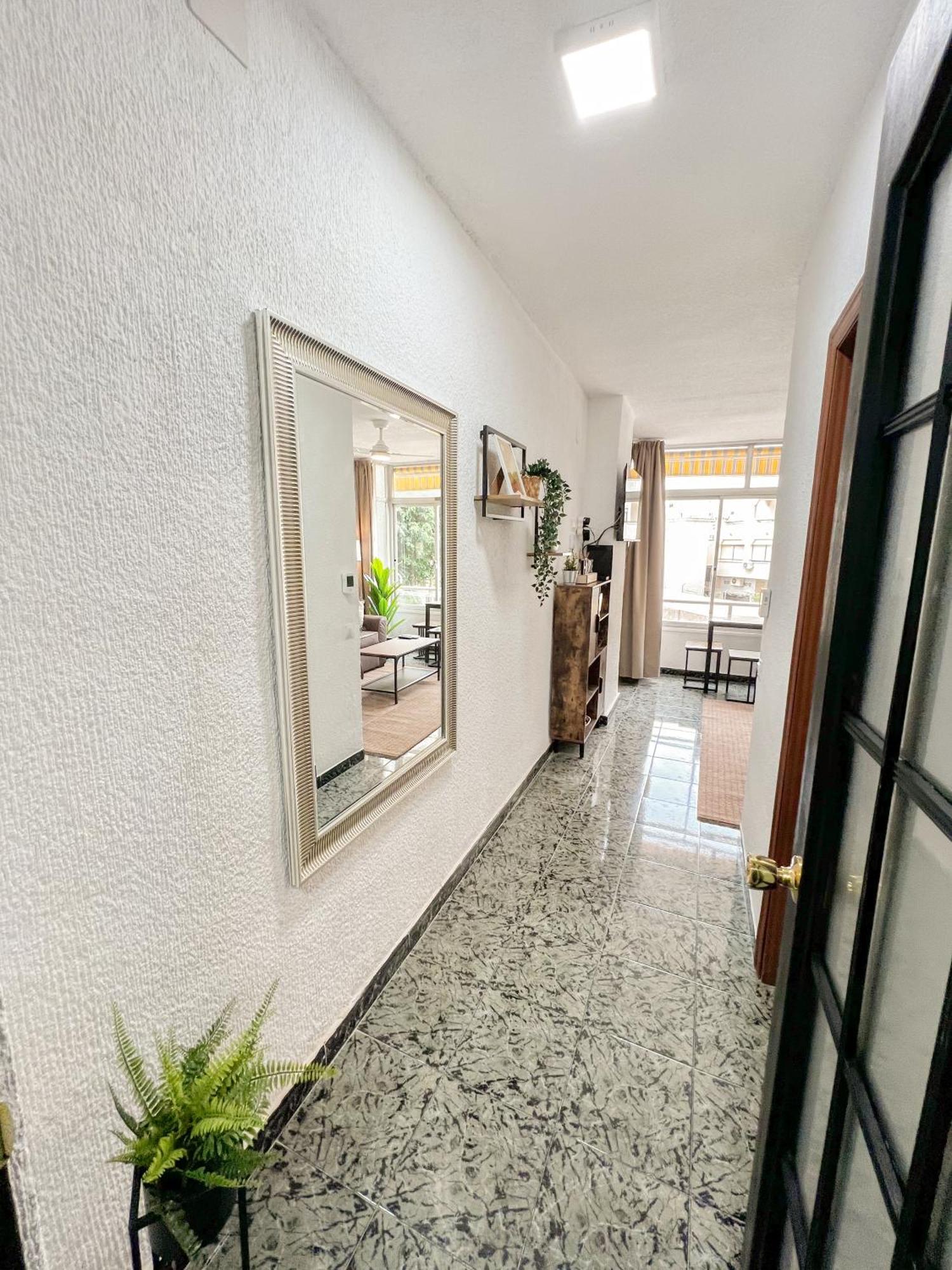 Cozy And Bright Flat With Pool Apartment Torremolinos Exterior photo